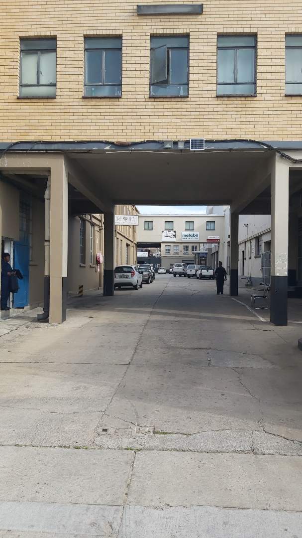 To Let commercial Property for Rent in North End Eastern Cape